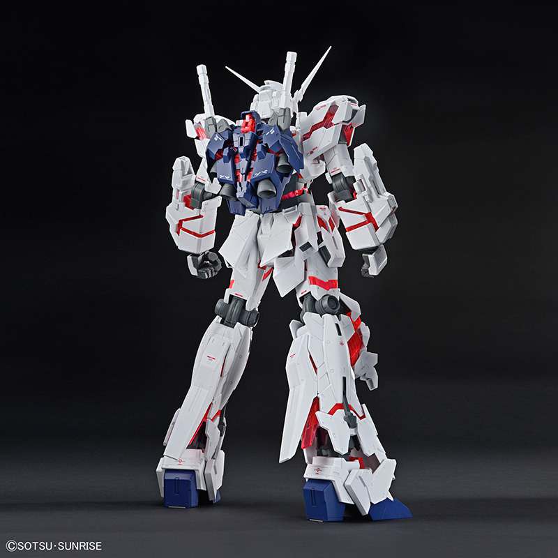 Mega Size Gundam Unicorn Destroy 1/48 Model Kit - Image 7