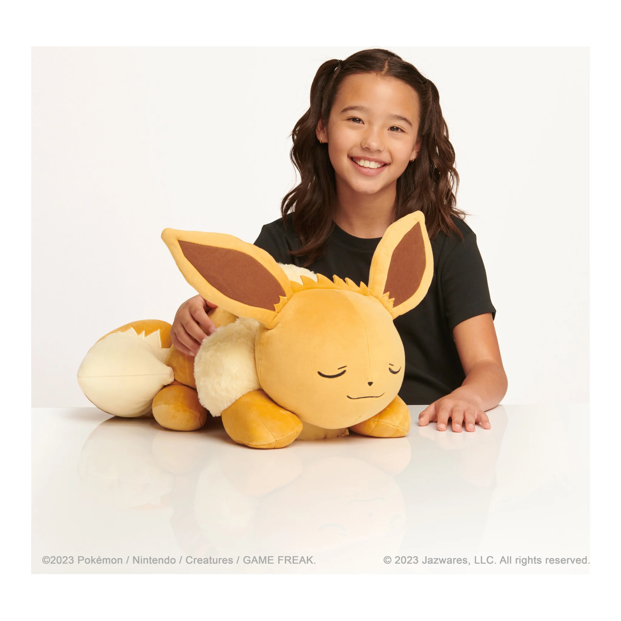Pokémon Sleeping Eevee 18-Inch Plush - Image 6